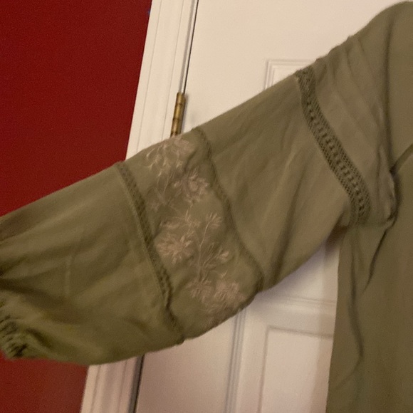 3 for $25 Gauzy Embroidered Front Peasant Top - Picture 3 of 8